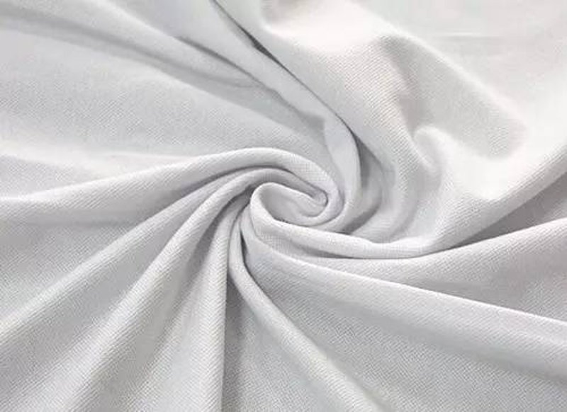 涤纶面料：性能与应用